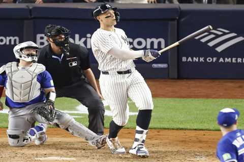 Yankees author October classic to stay alive for one more day