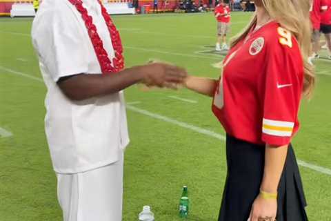 JuJu Smith-Schuster’s fiancé thankful for this reason after wild Chiefs-Lions postgame brawl