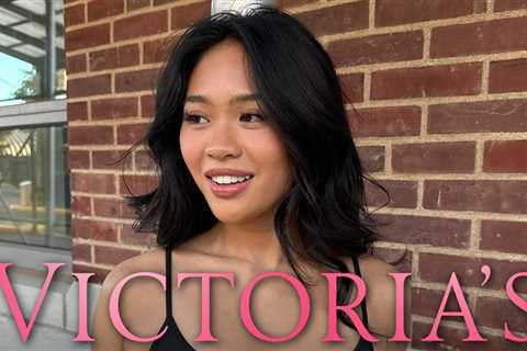 Suni Lee Walking In Victoria's Secret Fashion Show