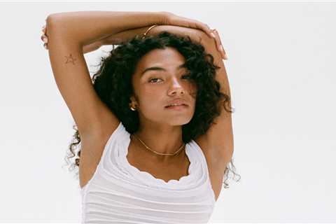 Olivia Dean Readies a Chart Takeover With Still-Growing ‘The Art of Loving’ Streaming Success