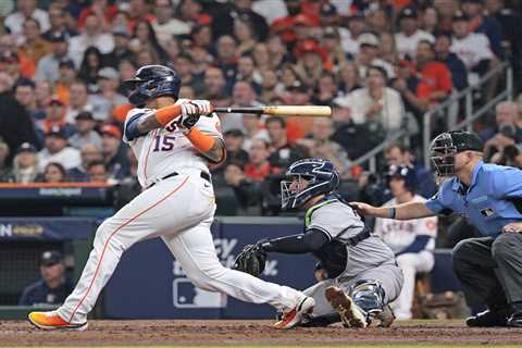 Longtime Astros catcher Martin Maldonado retires