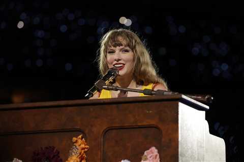 13 Performing Songwriters Are Nominated for the Songwriters Hall of Fame: Which 3 Do You Most Hope..