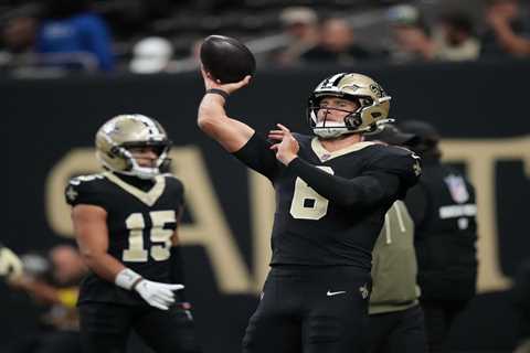 Saints bench Spencer Rattler for 26-year-old rookie Tyler Shough after disastrous start to season