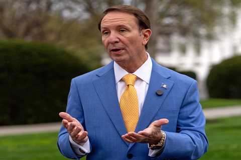 Gov. Jeff Landry: I’d let Trump pick LSU’s next football coach before AD Scott Woodward