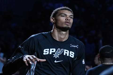 FanDuel promo code: Bet $5, get $300 in bonus bets if your bet wins for Heat vs. Spurs
