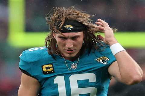 Why Jaguars QB Trevor Lawrence hasn’t lived up to the hype: ‘Doesn’t have that fire’