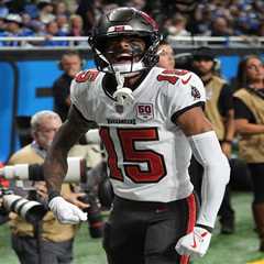 Patriots vs. Buccaneers prediction: NFL Week 10 picks, player props, odds