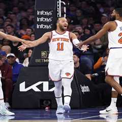 Knicks easily handle tanking Nets for fourth straight win