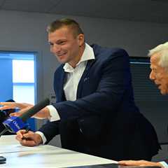 Brian Hoyer tells The Post about the deeper meaning behind Rob Gronkowski’s one-day Patriots..