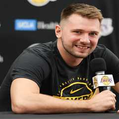 Luka Doncic raves about Mavericks fans when asked about Nico Harrison’s firing