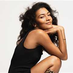 Olivia Dean Dazzles With ‘Man I Need’ Performance at 2025 ARIA Awards: Watch