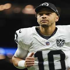 Vikings sign Desmond Ridder in telling J.J. McCarthy sign