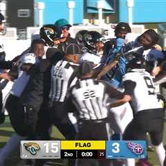 Fight breaks out in Titans-Jaguars after hard hit on Trevor Lawrence