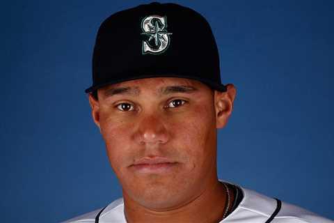 MLB Pitcher Yoervis Medina Dead at 37 After Reported Heart Attack