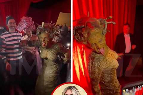 Heidi Klum Dresses as Medusa for Her Annual Halloween Party in NYC