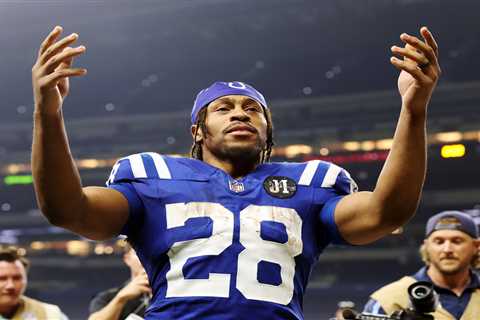 Fanatics Sportsbook promo: Wager $30, get $300 in FanCash for Colts vs. Steelers