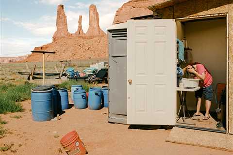 “A Question of Balance” by Photographer Elliot Ross