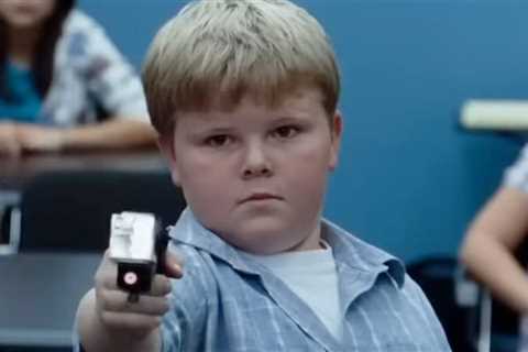 Stun Gun Kid in The Hangover 'Memba Him?!