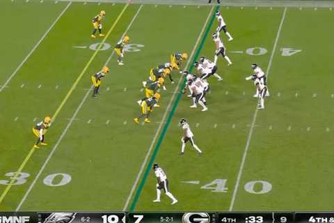 Troy Aikman couldn’t believe Eagles’ last-minute decision that nearly cost them game