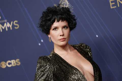 Halsey Concertgoer Caught on Video Groping Singer as Outraged Fans Condemn the Violation: ‘There’s..