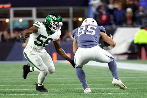 Jets’ once-vaunted defense — and Aaron Glenn’s specialty — is just as bad as the offense