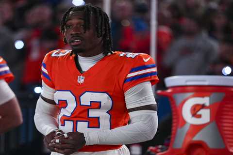 Broncos rookie is hearing from Taylor Swift fans after Travis Kelce dig at singer