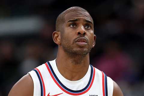Clippers Guard Chris Paul Announces Retirement