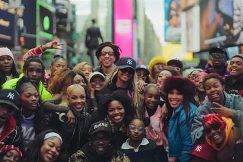Ciara Embraces Her New NYC Home With Times Square Flash Mob for ‘Nice n’ Sweet’ Single: ‘New York..