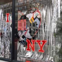 Universal Music Group Opens UMusic Shops In New York, London