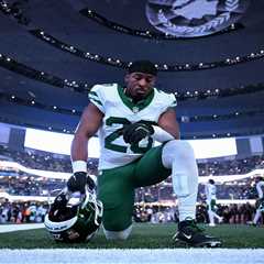 The Jets are rallying around Breece Hall’s quest to join an elusive Gang Green club