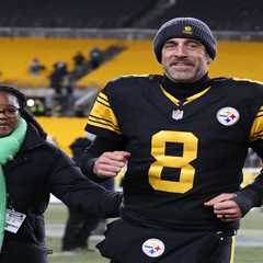Aaron Rodgers gives his Steelers linemen $20K vehicles for Christmas: ‘Gift of horsepower’
