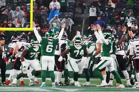 Jets finally delivering the hints of joy Aaron Glenn promised