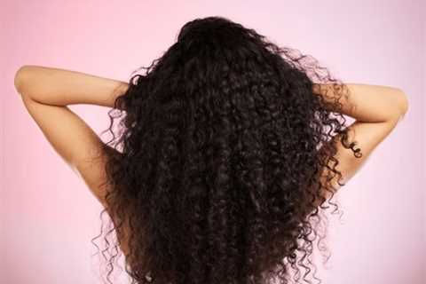 Understanding Your Hair Texture: A Guide to Working With Your Natural Hair Type