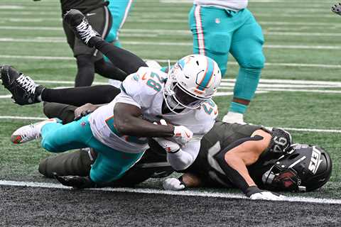 Jets takeaways, report card from NFL Week 14 loss to Dolphins