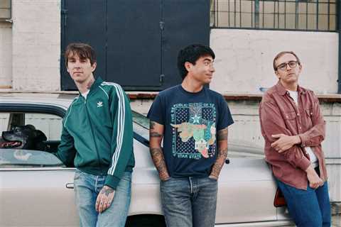 Chartbreaker: How Working With Bad Religion’s Guitarist Yielded Joyce Manor Its First Radio Hit in..