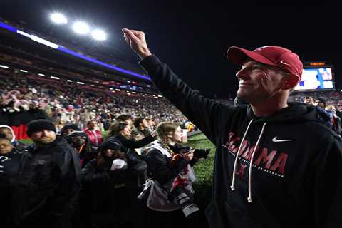 Kalen DeBoer insists he’s staying at Alabama amid Michigan coaching rumors
