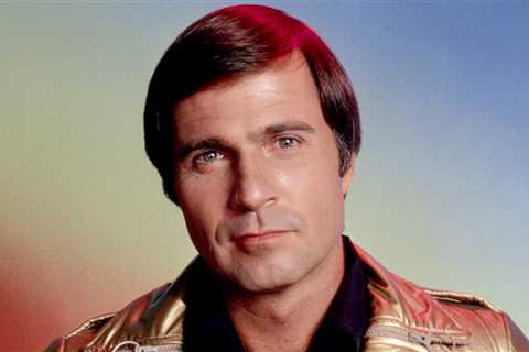‘Buck Rogers’ Star Gil Gerard Dead at 82