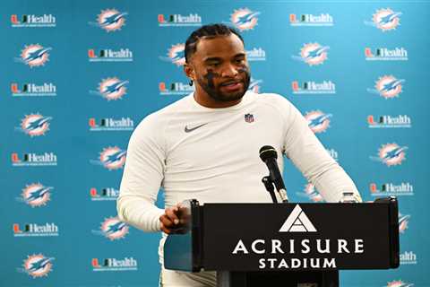 ‘Disappointed’ Tua Tagovailoa speaks out on Dolphins benching him for Quinn Ewers