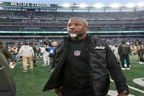 Aaron Glenn’s home finale hopes are diametrically opposed to most Jets fans’ wishes