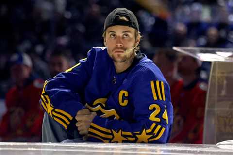 Justin Bieber Criticizes Music Industry in Spiritual Christmas Eve Post: ‘I’m Not a Product’