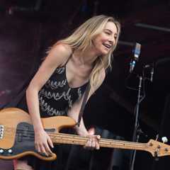 Este Haim Marries Jonathan Levin in New Year’s Eve Ceremony