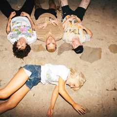 Amyl and The Sniffers’ Singer Launches Lawsuit Against Photographer