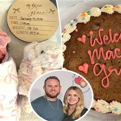 Dodgers star Max Muncy, wife announce birth of baby daughter