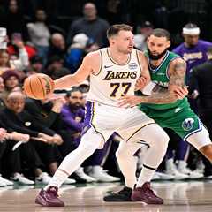 Furious fourth quarter salvages Lakers victory over Dallas