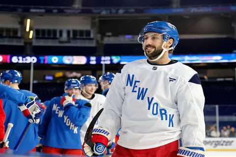 NHL Winter Classic prediction: Odds, picks, best bet for Rangers vs. Panthers