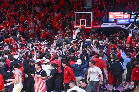Unbeaten Nebraska actually wants fans to stop storming court