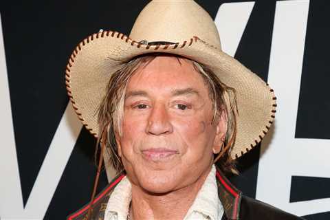 Mickey Rourke Turns to GoFundMe to Avoid Eviction