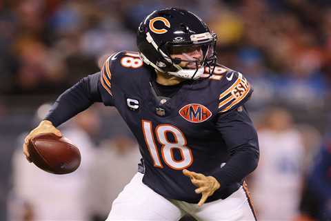 theScore Bet bonus code NPNEWS: Bet $10, get $100 in bonus bets for Bears vs. Packers