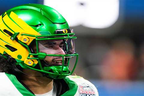 Sorry, Jets fans — Dante Moore should resist NFL draft temptation and stay at Oregon