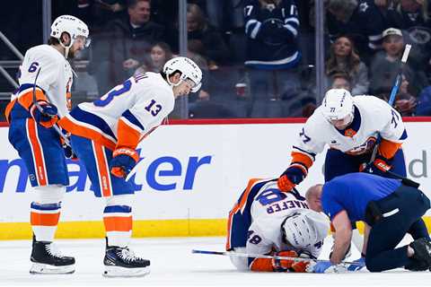 Islanders’ Matthew Schaefer likely OK after two injury scares